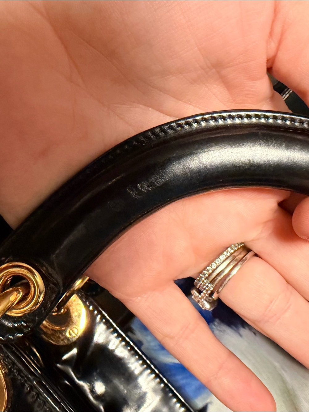 Lady Dior Medium Bag Black Patent Cannage Calfskin with Gold Hardware - Picture 9 of 16